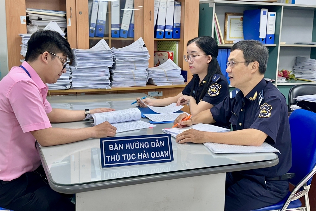 Gia công cho doanh nghiệp chế xuất được linh hoạt chọn nơi làm thủ tục hải quan