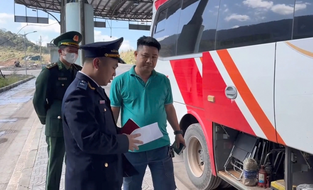 Xuất nhập khẩu qua cửa khẩu La Lay khởi sắc tháng đầu năm