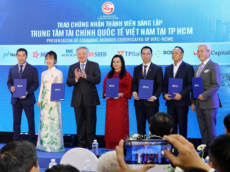 Ra mắt Trung tâm tài chính quốc tế Việt Nam tại TP. Hồ Chí Minh Ra mắt Trung tâm tài chính quốc tế Việt Nam tại TP. Hồ Chí Minh