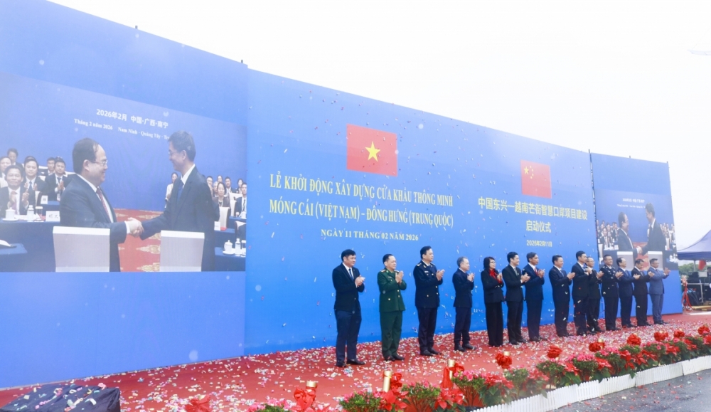 Lãnh đao hai tỉnh- khu hai nước khởi động xây dựng cửa khẩu thông minh Móng Cái (Việt Nam)- Đông Hưng (Trung Quốc)