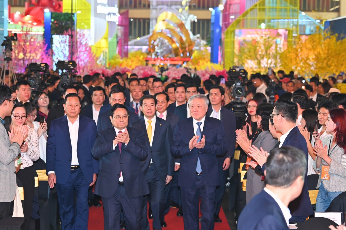 Thủ tướng Chính phủ Phạm Minh Chính dự Lễ bế mạc Hội chợ Mùa Xuân 2026.