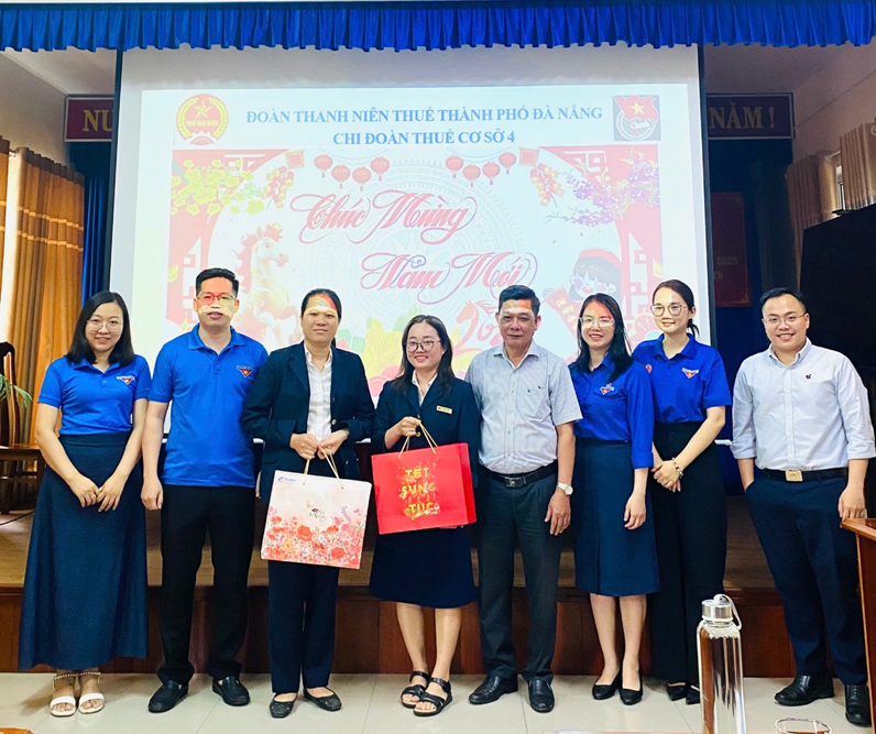 Tuổi trẻ ngành Thuế sôi nổi hoạt động Xuân Yêu thương 2026