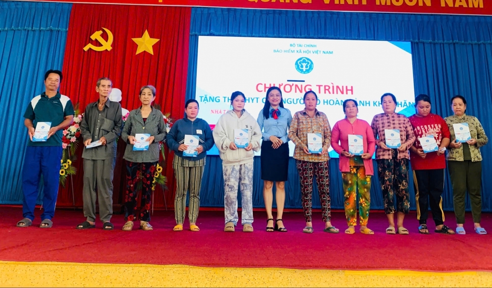 Điểm tựa an sinh xã hội bền vững cho người dân Đồng Tháp