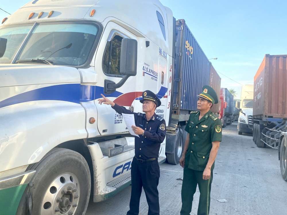 Hải quan cửa khẩu quốc tế Mộc Bài chủ động kiểm soát biên giới