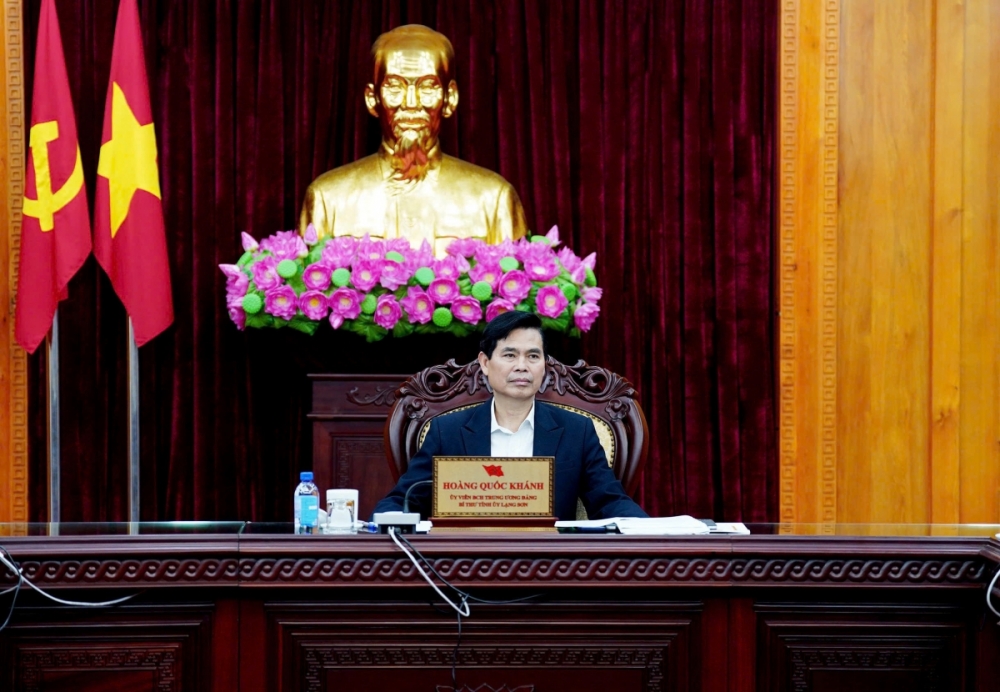ông Hoàng Quốc Khánh, Ủy viên BCH TW Đảng, Bí thư Tỉnh ủy Lạng Sơn chủ trì buổi làm việc với đại diện lãnh đạo Chi cục Hải quan khu vực VI.