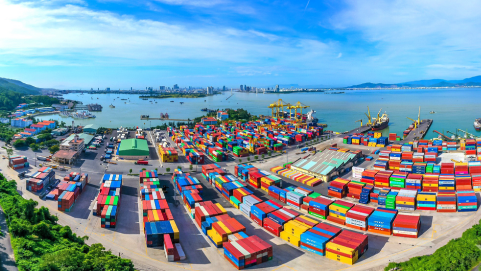 Cảng biển Việt Nam 2026: Giá dịch vụ tăng tác động thế nào đến cổ phiếu? Cảng biển Việt Nam 2026: Giá dịch vụ tăng tác động thế nào đến cổ phiếu?