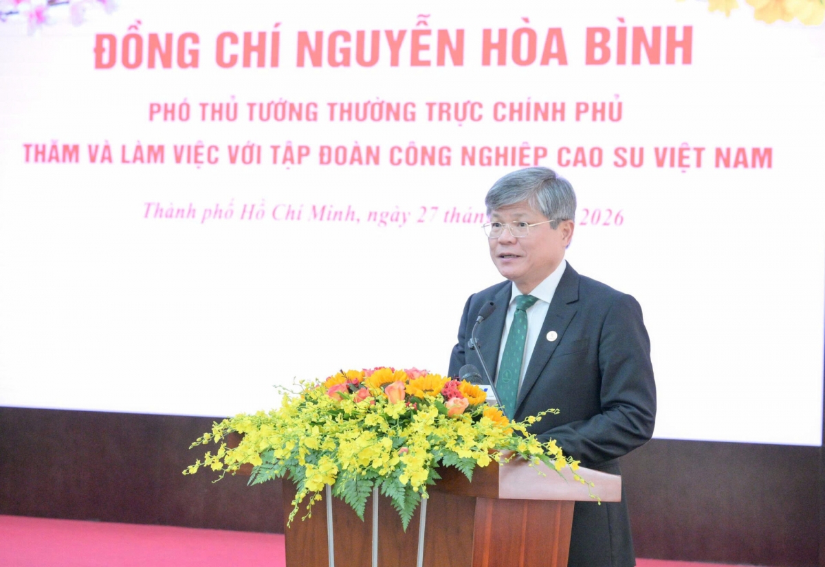 Phó Thủ tướng Chính phủ Nguyễn Hòa Bình thăm làm việc tại Tập đoàn Công nghiệp cao su Việt Nam