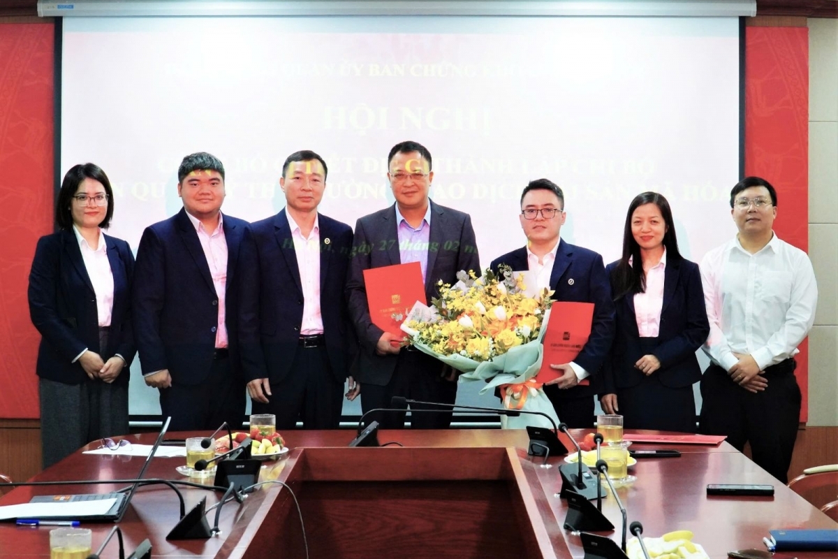 Thành lập Chi bộ Ban Quản lý thị trường giao dịch tài sản mã hoá
