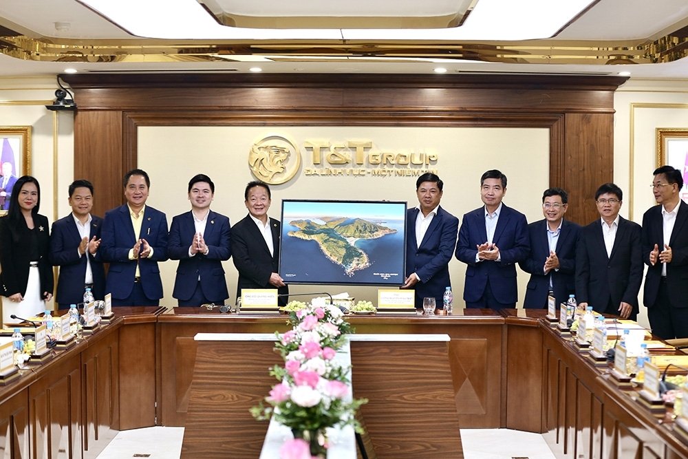 T&T Group của Bầu Hiển muốn trở thành nhà đầu tư chiến lược tại Đắk Lắk T&T Group của Bầu Hiển muốn trở thành nhà đầu tư chiến lược tại Đắk Lắk