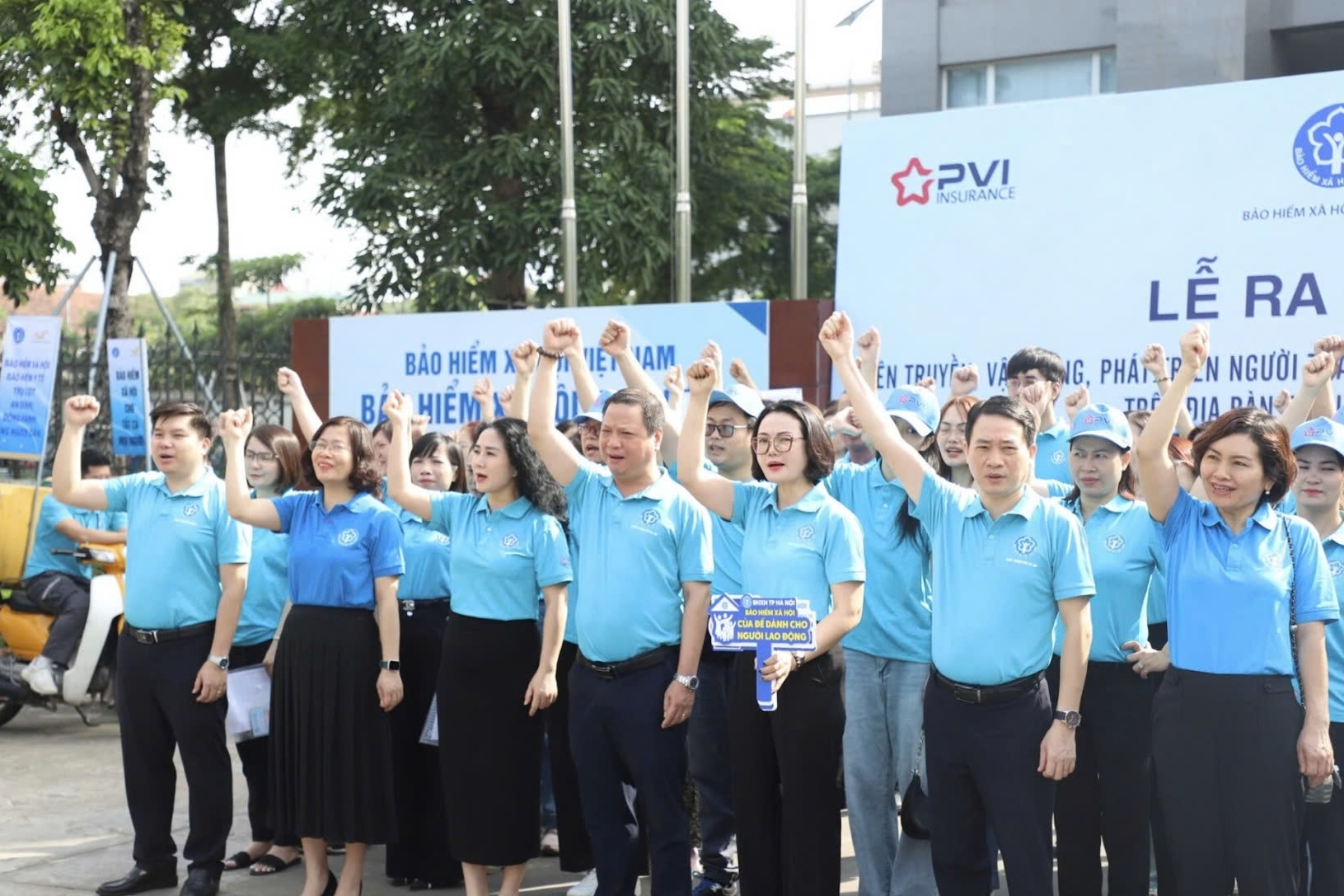 Quy định mới về lựa chọn tổ chức hỗ trợ phát triển đối tượng tham gia bảo hiểm xã hội, bảo hiểm y tế