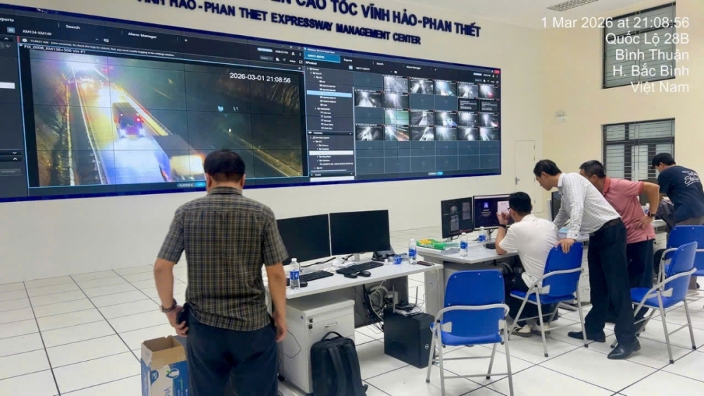 Bắt đầu thu phí đường bộ trên 5 tuyến cao tốc trọng điểm từ ngày 2/3 Bắt đầu thu phí đường bộ trên 5 tuyến cao tốc trọng điểm từ ngày 2/3
