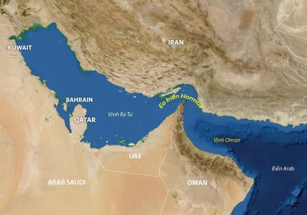 Eo biển Hormuz đóng cửa, nhiều nhóm ngành biến động mạnh Eo biển Hormuz đóng cửa, nhiều nhóm ngành biến động mạnh