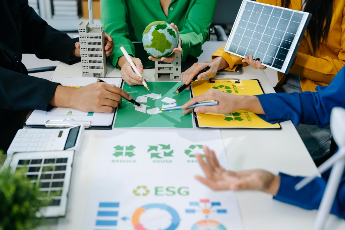 Đánh giá tác động phi tuyến tính của hoạt động ESG đến tăng trưởng bền vững của doanh nghiệp Việt Nam