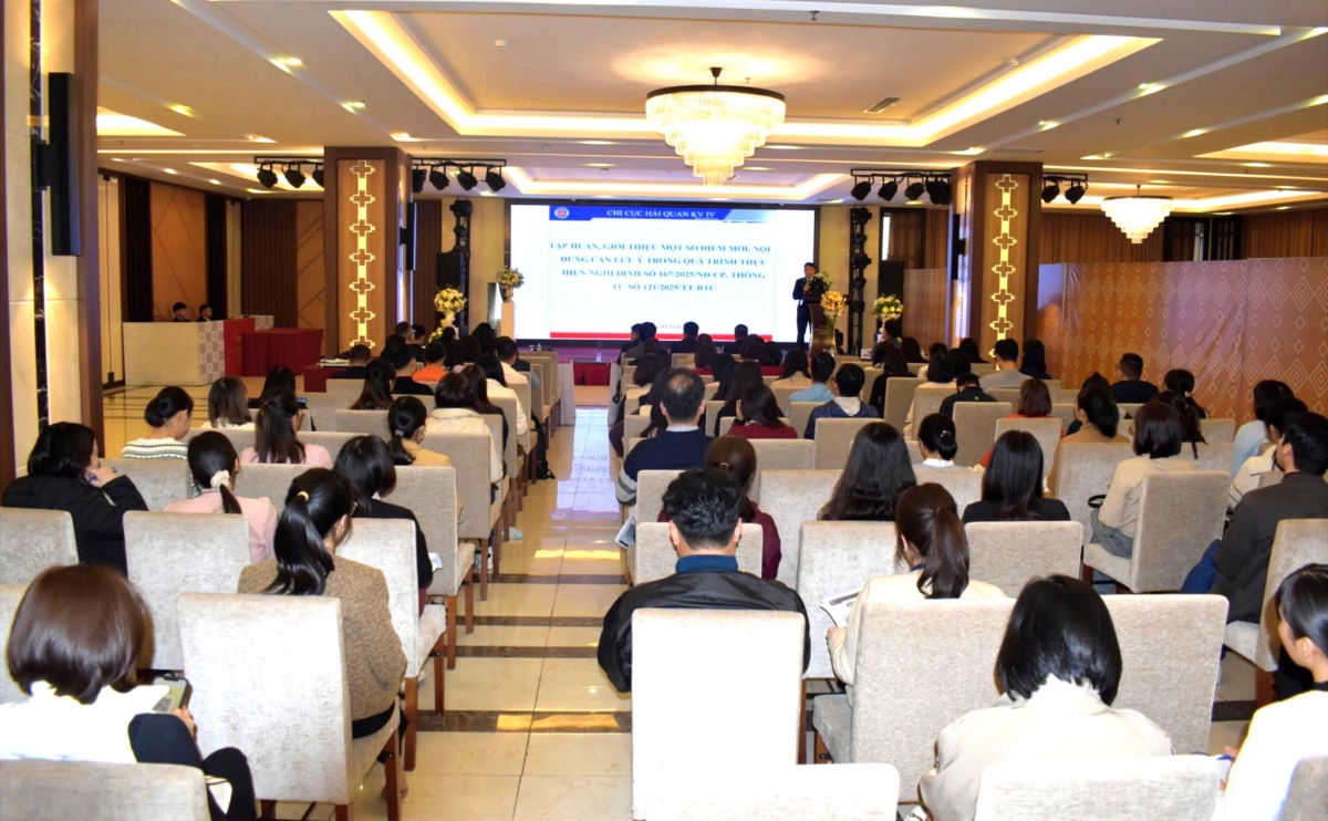 Phát triển quan hệ đối tác Hải quan - Doanh nghiệp ở Hải quan khu vực IV