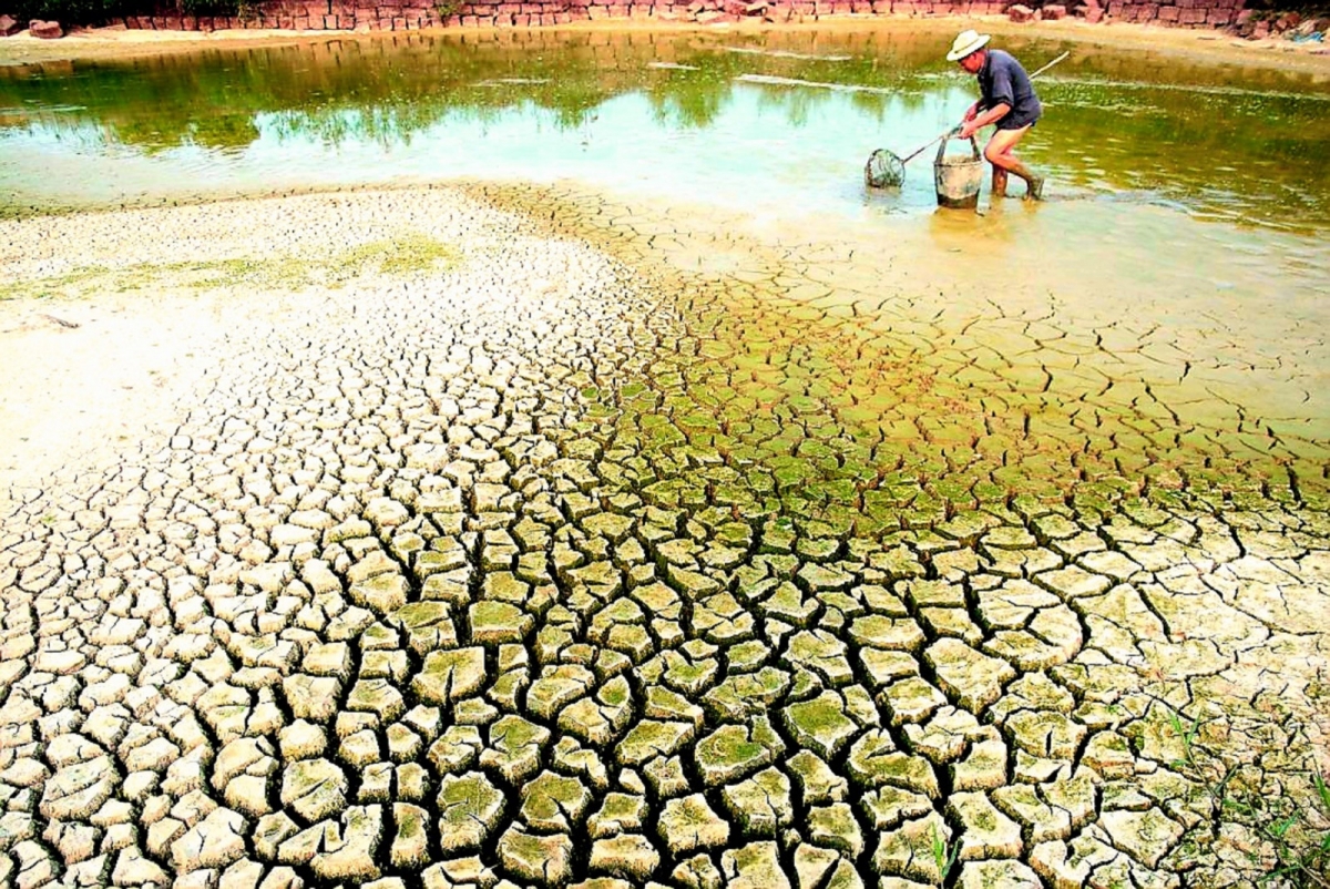 Những thách thức trong ứng phó với biến đổi khí hậu ở vùng Đồng bằng sông Cửu Long Những thách thức trong ứng phó với biến đổi khí hậu ở vùng Đồng bằng sông Cửu Long