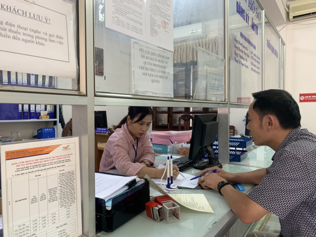 Tiếp tục áp dụng các quy định hiện hành, bảo đảm thông suốt thủ tục đầu tư Tiếp tục áp dụng các quy định hiện hành, bảo đảm thông suốt thủ tục đầu tư