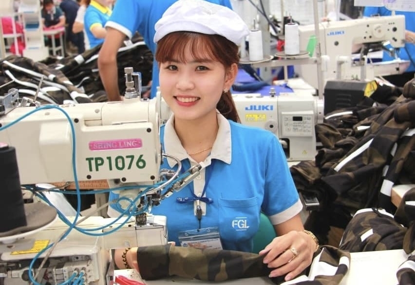 Dám làm những lĩnh vực vốn “không dành cho phụ nữ” Dám làm những lĩnh vực vốn “không dành cho phụ nữ”
