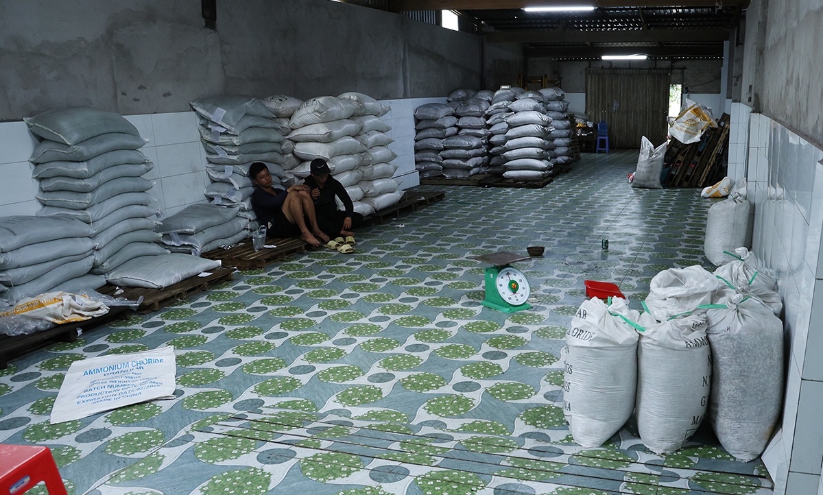 Bắt vụ sản xuất phân bón giả quy mô lớn