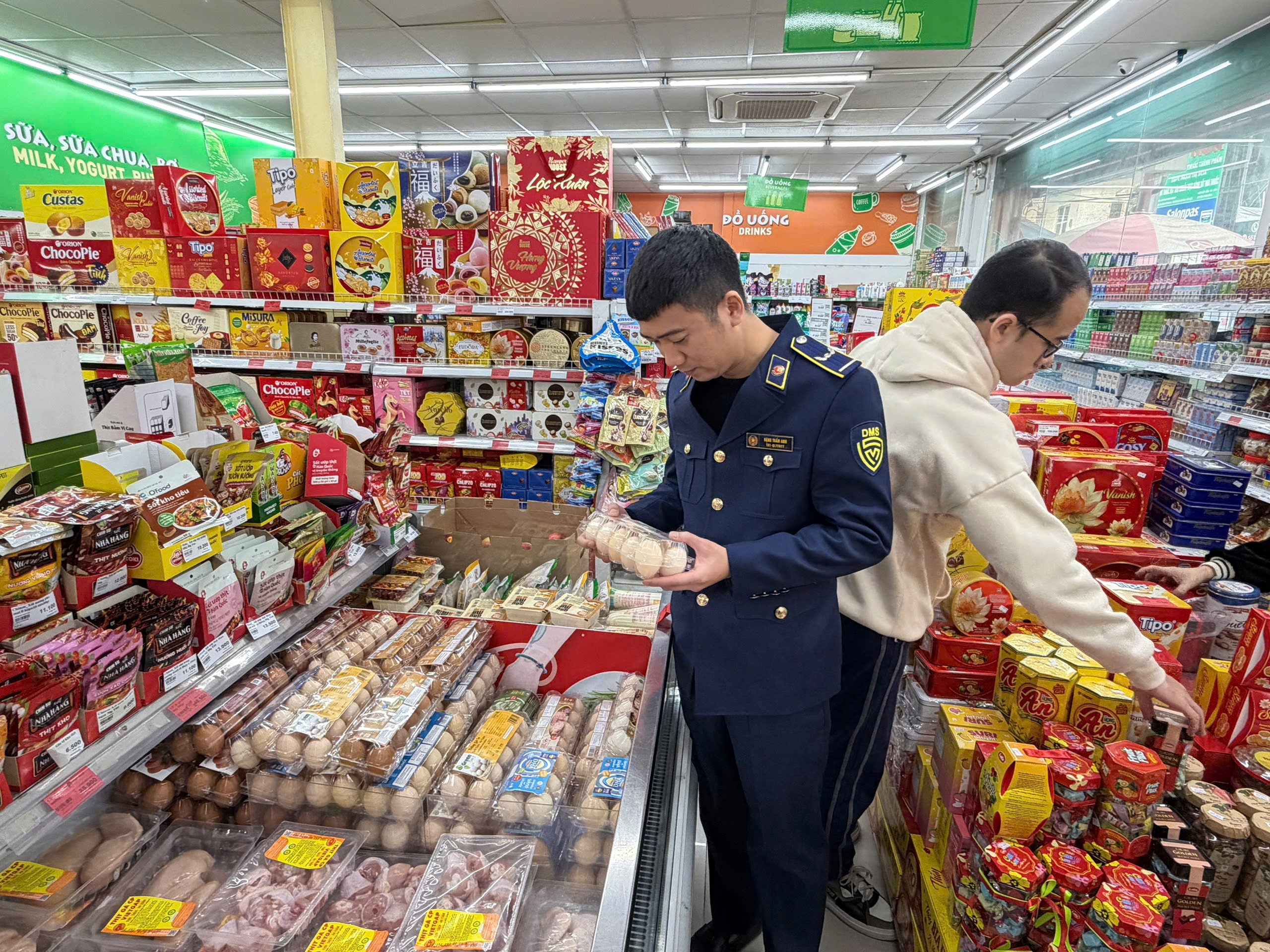 Hà Nội: 2 tháng đầu năm, xử lý 1.682 vụ liên quan hàng giả, hàng nhập lậu