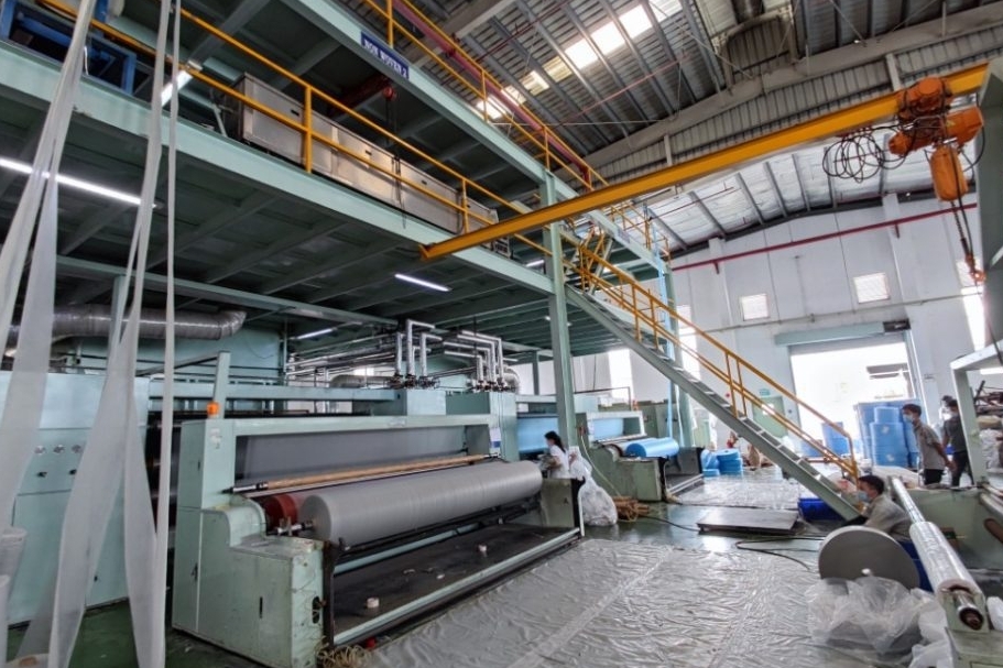 ​​​​​​​Đánh giá rủi ro chuỗi cung ứng bền vững ngành vải không dệt tại Việt Nam: Tiếp cận bằng mô hình kết hợp Fuzzy AHP và Fuzzy VIKOR