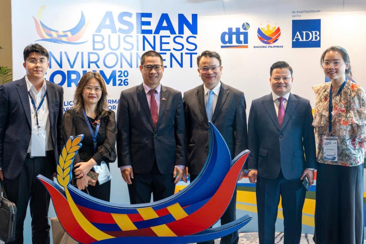 Tăng cường hợp tác Việt Nam - ADB trong phát triển hạ tầng và khu vực tư nhân Tăng cường hợp tác Việt Nam - ADB trong phát triển hạ tầng và khu vực tư nhân