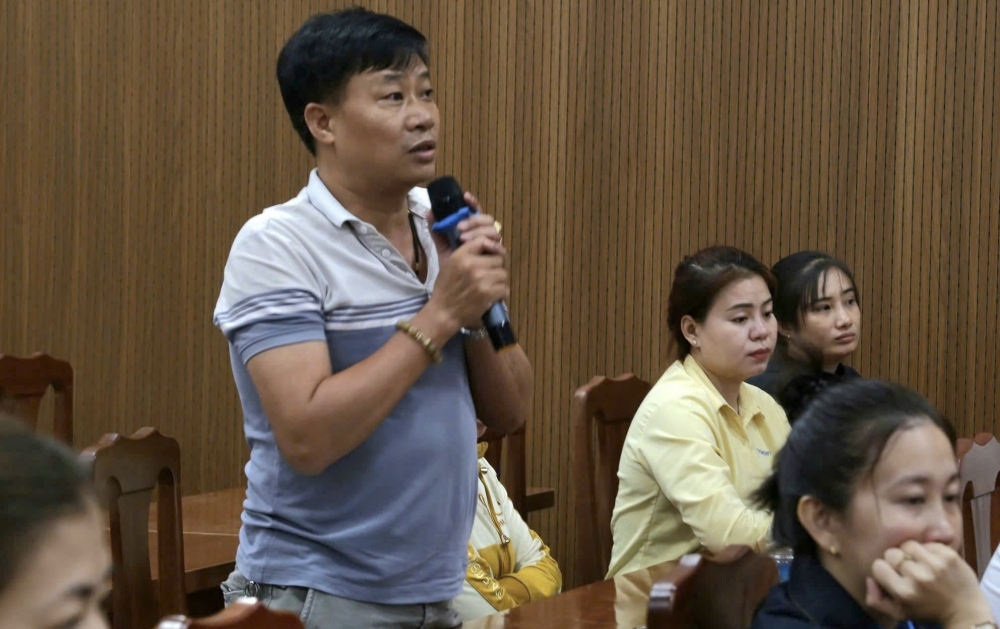 Cử tri TP. Hồ Chí Minh gửi gắm niềm tin vào đại biểu dân cử Cử tri TP. Hồ Chí Minh gửi gắm niềm tin vào đại biểu dân cử