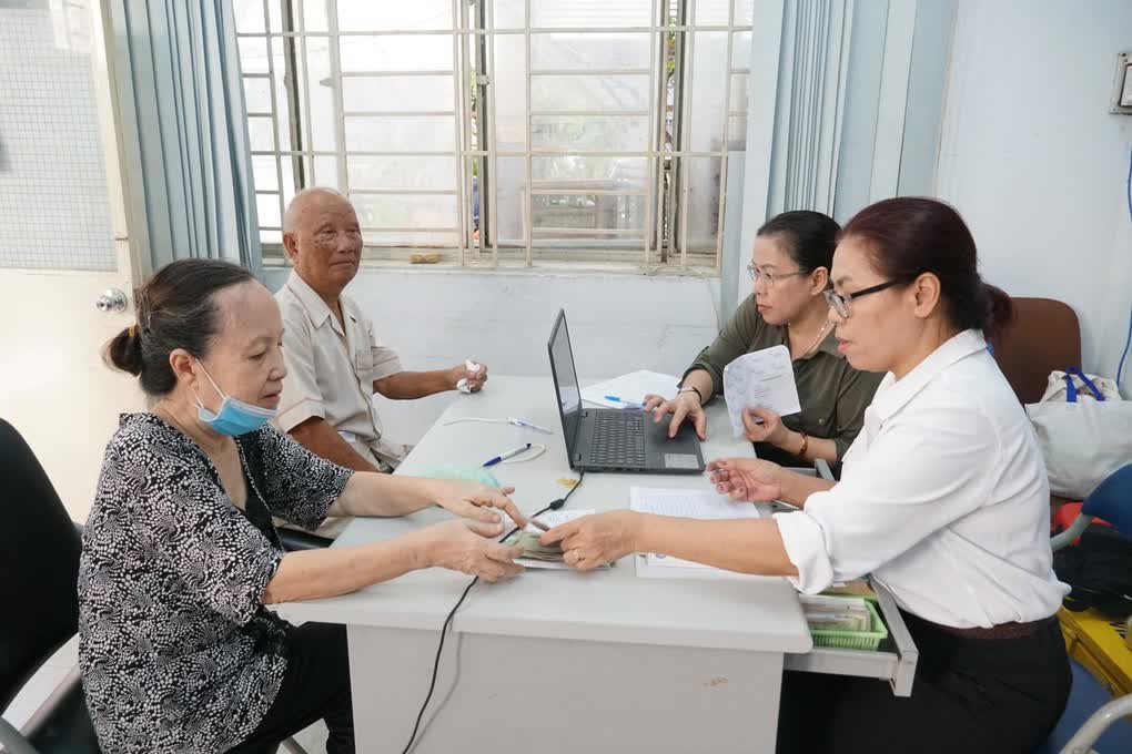 Tăng lương cần gắn với an sinh xã hội và ổn định kinh tế