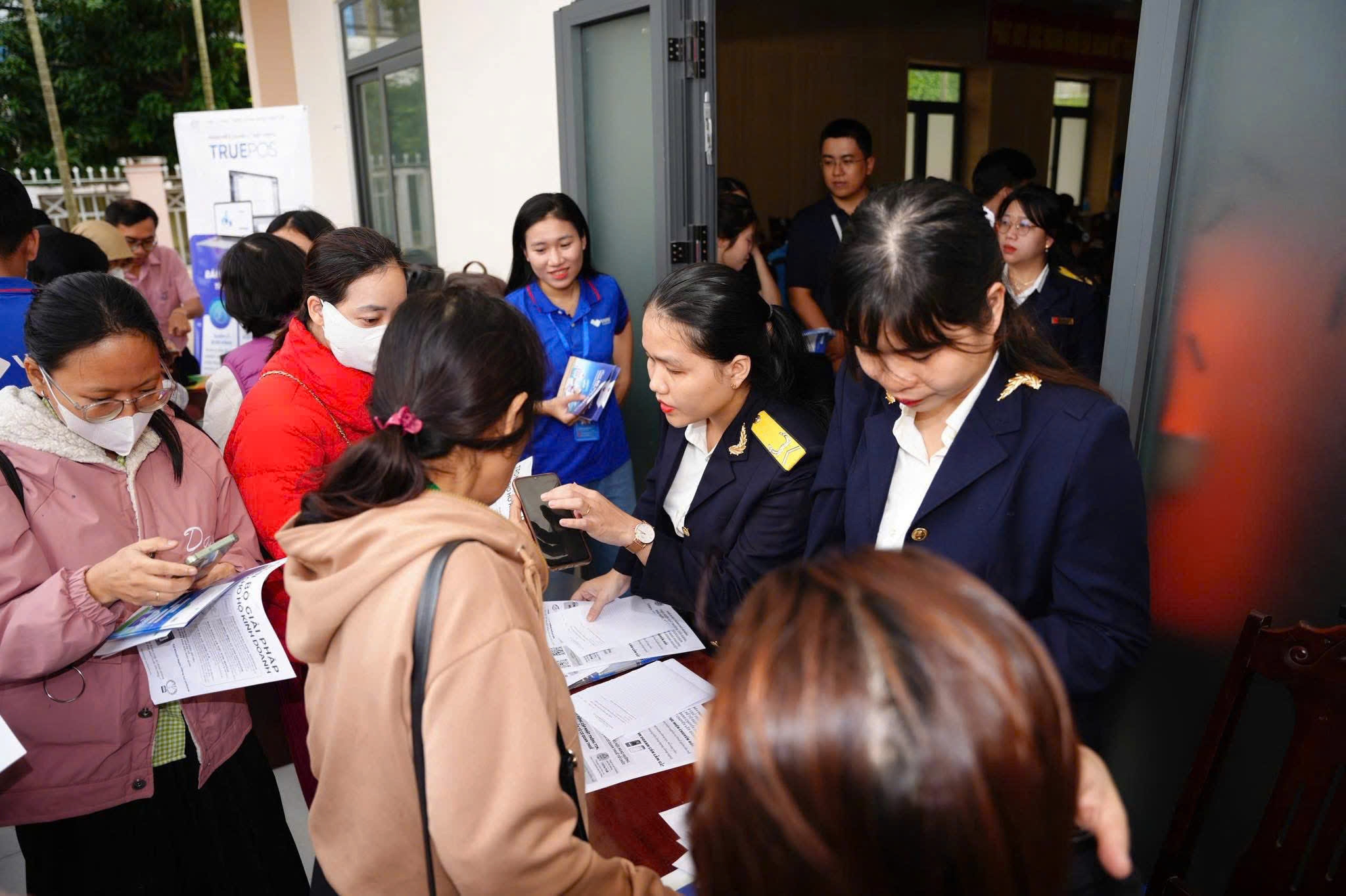 Hộ kinh doanh cần chuẩn bị gì cho kỳ kê khai thuế đầu tiên?