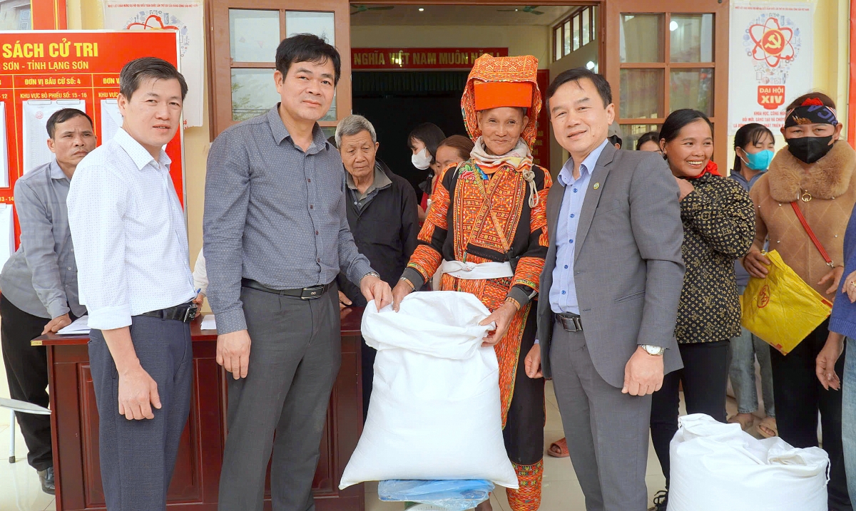 Xuất cấp hơn 342 tấn gạo hỗ trợ nhân dân tỉnh Lạng Sơn dịp giáp hạt