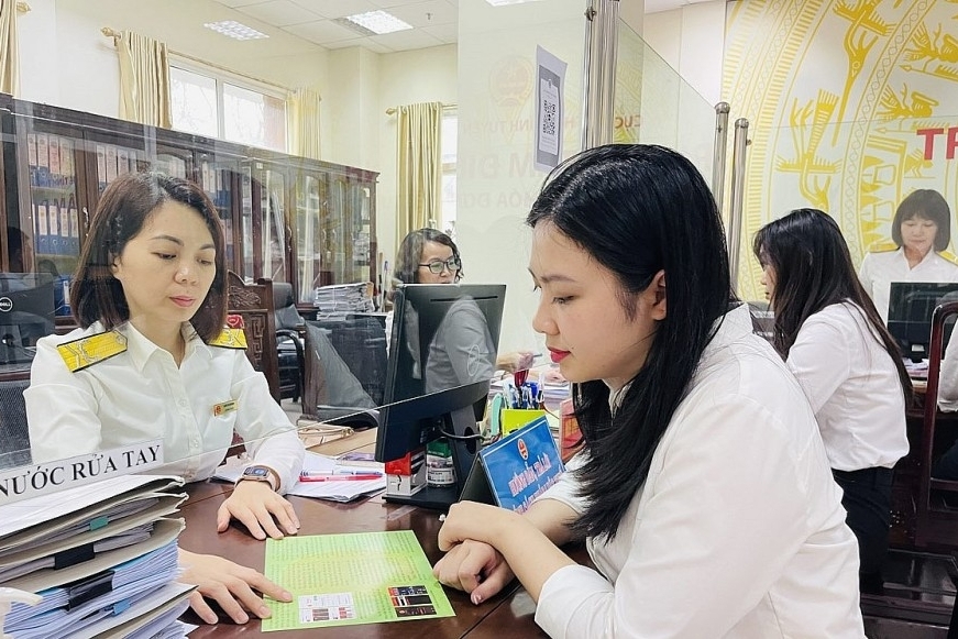 Đề xuất thu nhập trên 28,63 triệu đồng mới bắt đầu phải nộp thuế ở mức 5%