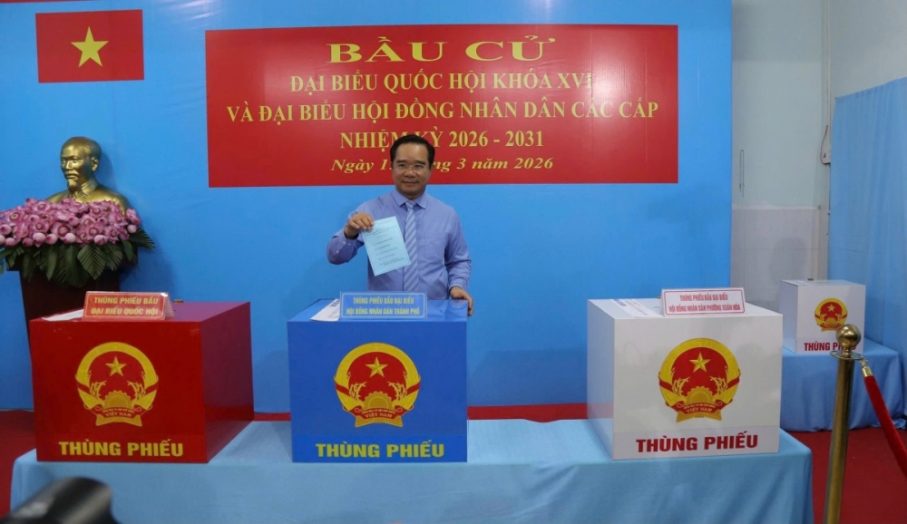 Chùm ảnh: Cử tri TP. Hồ Chí Minh nô nức tham gia Ngày hội non sông