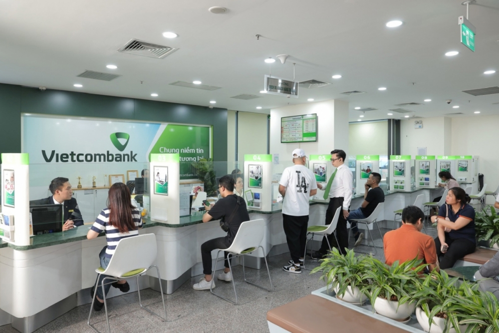 Sóng tăng vốn và “room ngoại” tái định hình sức mạnh tài chính ngân hàng Sóng tăng vốn và “room ngoại” tái định hình sức mạnh tài chính ngân hàng