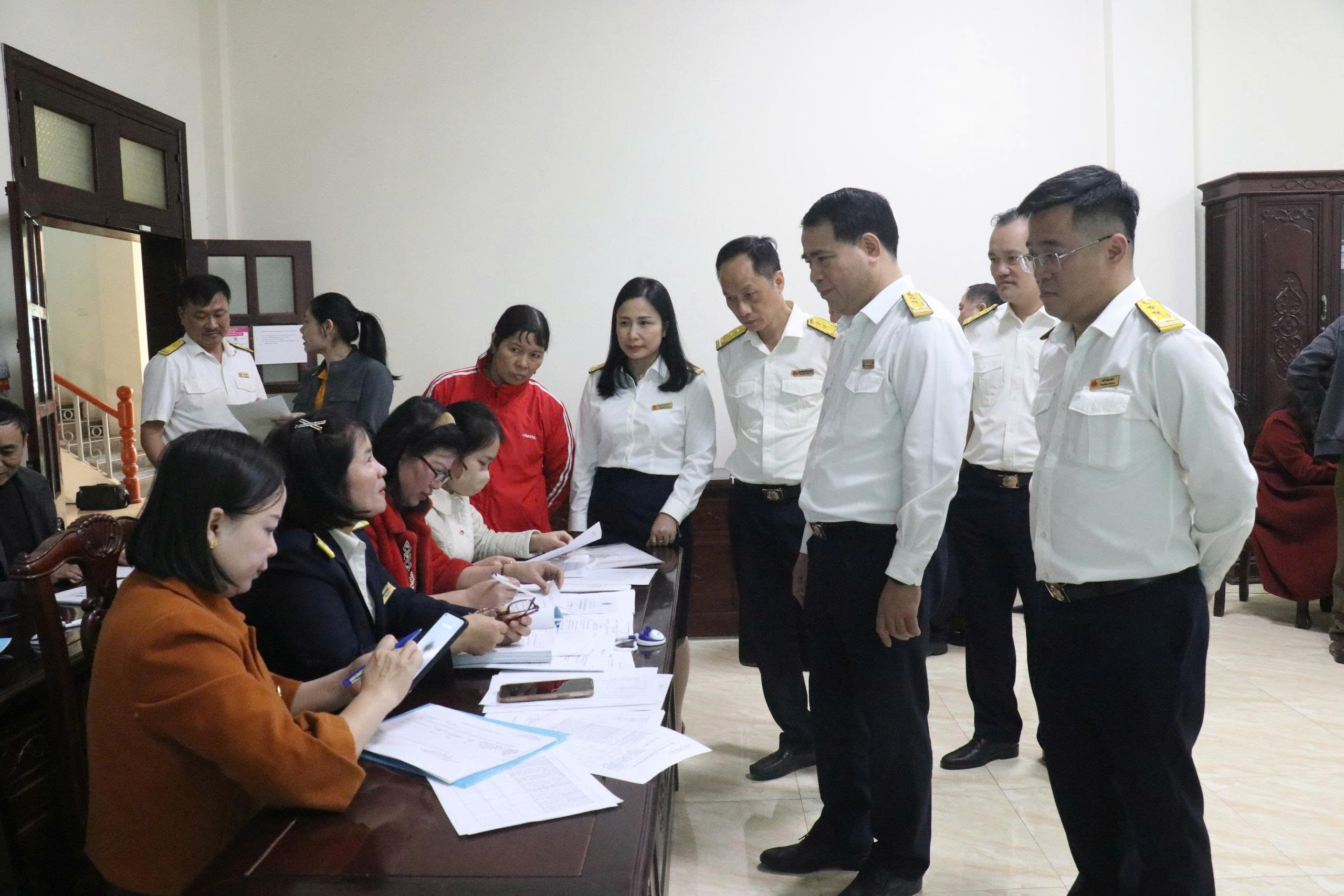 Phú Thọ đẩy mạnh triển khai chính sách thuế mới đến hộ, cá nhân kinh doanh