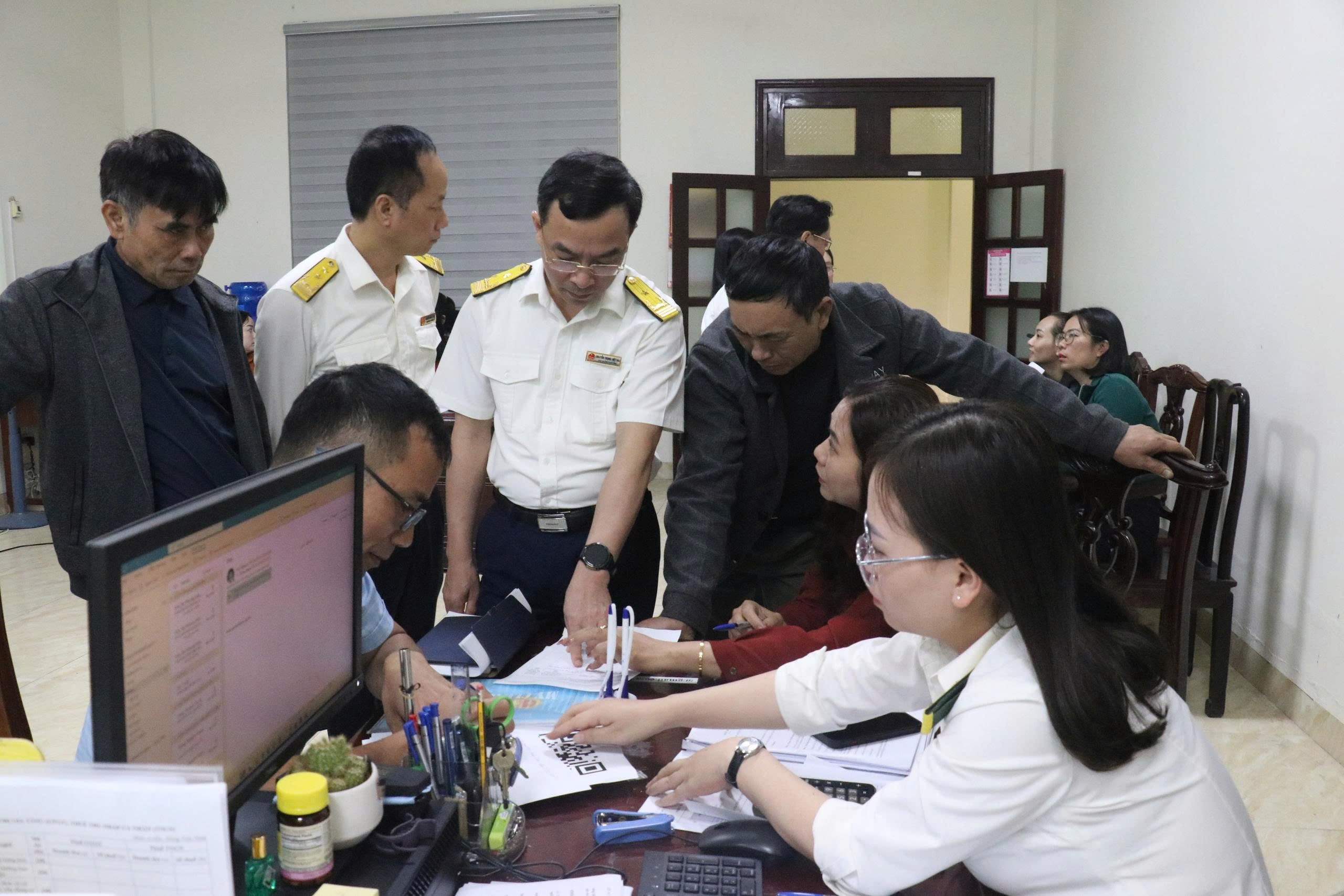Phú Thọ đẩy mạnh triển khai chính sách thuế mới đến hộ, cá nhân kinh doanh