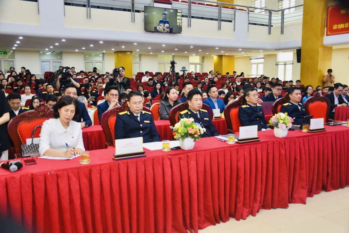 Thuế TP. Hà Nội triển khai “Tháng cao điểm” đồng hành cùng 350.000 hộ kinh doanh