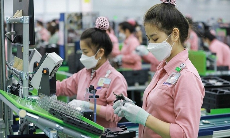 Nhiều sản phẩm điện thoại và linh kiện Việt Nam xuất khẩu sang thị trường Ấn Độ. 