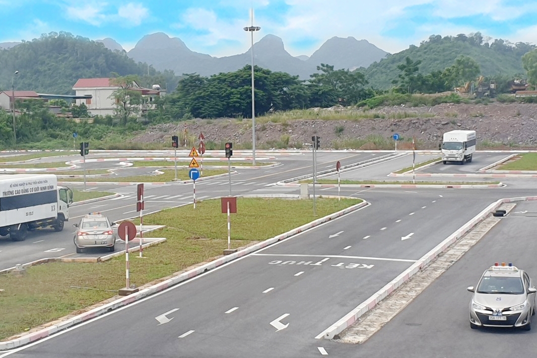 Thuế tỉnh Ninh Bình hướng dẫn áp dụng thuế GTGT 8% cho dịch vụ không thuộc diện loại trừ