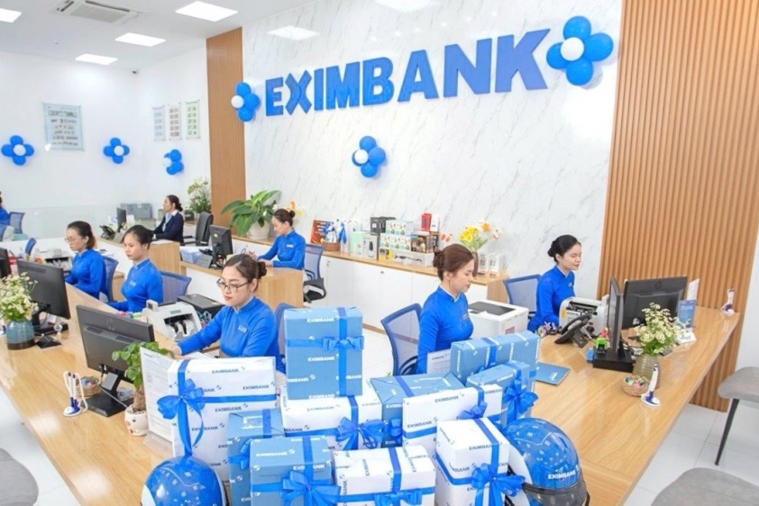 Nhân sự thượng tầng ngân hàng xoay chuyển trước kỳ đại hội