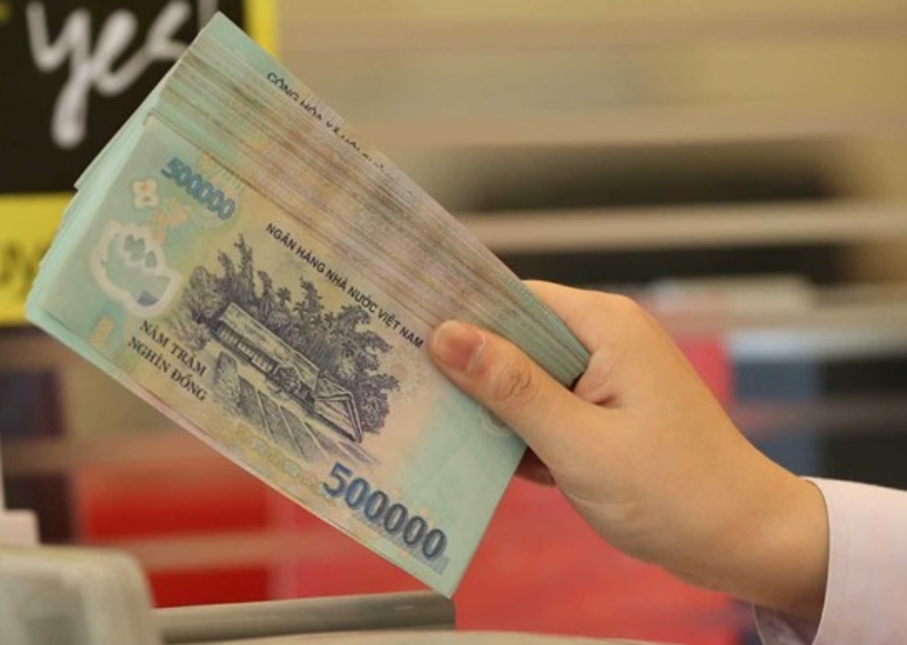 Loạt doanh nghiệp trả cổ tức tiền mặt từ 700-4.000 đồng/CP