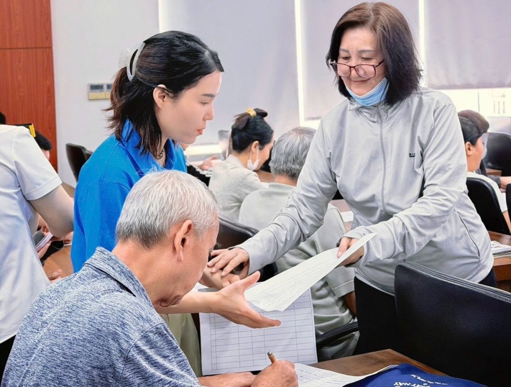 Hiểu quyền lợi, 260 chủ hộ kinh doanh đăng ký tham gia bảo hiểm xã hội