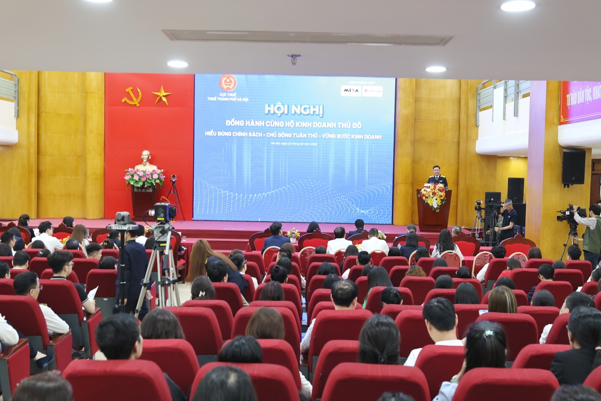 Thuế TP. Hà Nội giải đáp vướng mắc của hộ kinh doanh khi chuyển đổi sang kê khai