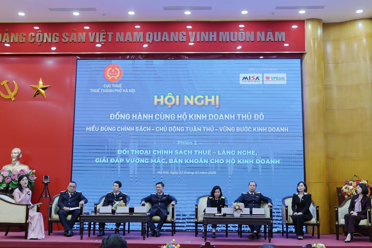 Thuế TP. Hà Nội giải đáp vướng mắc của hộ kinh doanh khi chuyển đổi sang kê khai