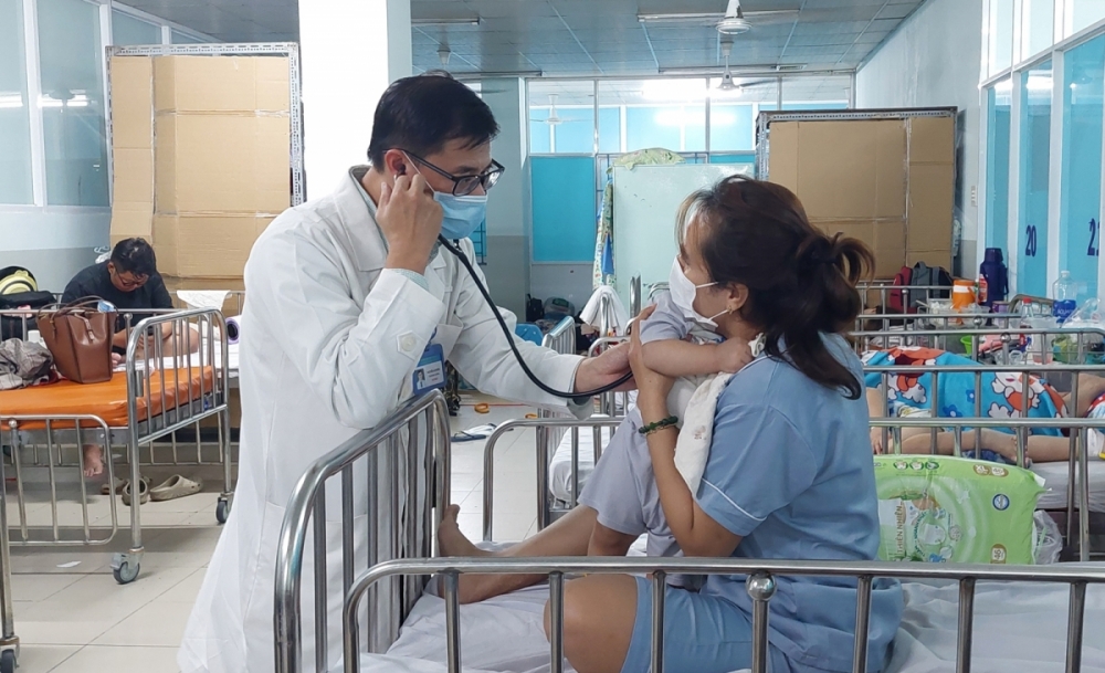 Bệnh do não mô cầu diễn biến phức tạp, nhu cầu tiêm vắc xin tăng mạnh