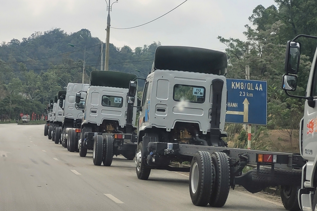 Lạng Sơn: Biên cương nhộn nhịp những dòng hàng