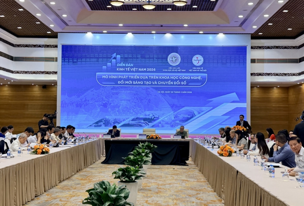 Chuyển đổi mô hình tăng trưởng: Lấy khoa học công nghệ làm trục phát triển Chuyển đổi mô hình tăng trưởng: Lấy khoa học công nghệ làm trục phát triển