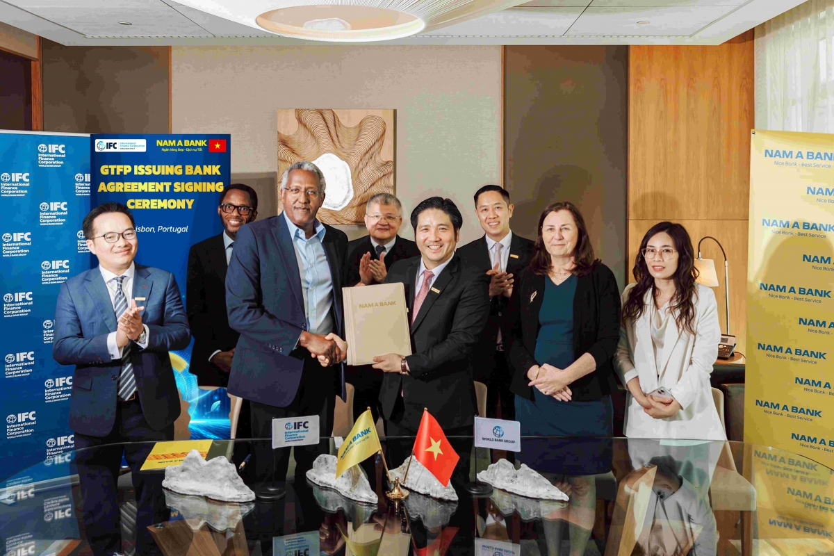 Nam A Bank gia nhập mạng lưới tài trợ thương mại toàn cầu Nam A Bank gia nhập mạng lưới tài trợ thương mại toàn cầu