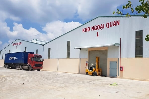 Thời gian lưu giữ hàng hóa gửi kho ngoại quan được gia hạn 1 lần