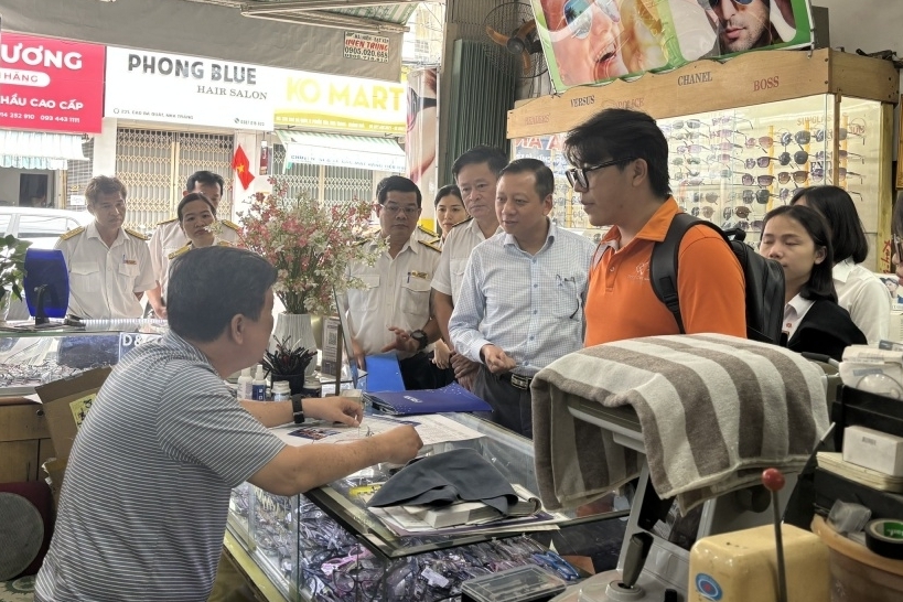 Thuế tỉnh Khánh Hòa cảnh báo hành vi chia nhỏ mức chi, “né” chuyển khoản