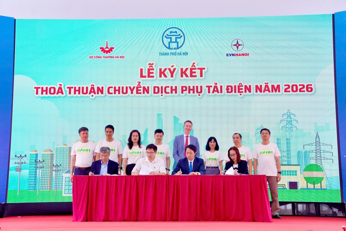 Lễ ký cam kết thỏa thuận chuyển dịch phụ tải điện. Lễ ký cam kết thỏa thuận chuyển dịch phụ tải điện.