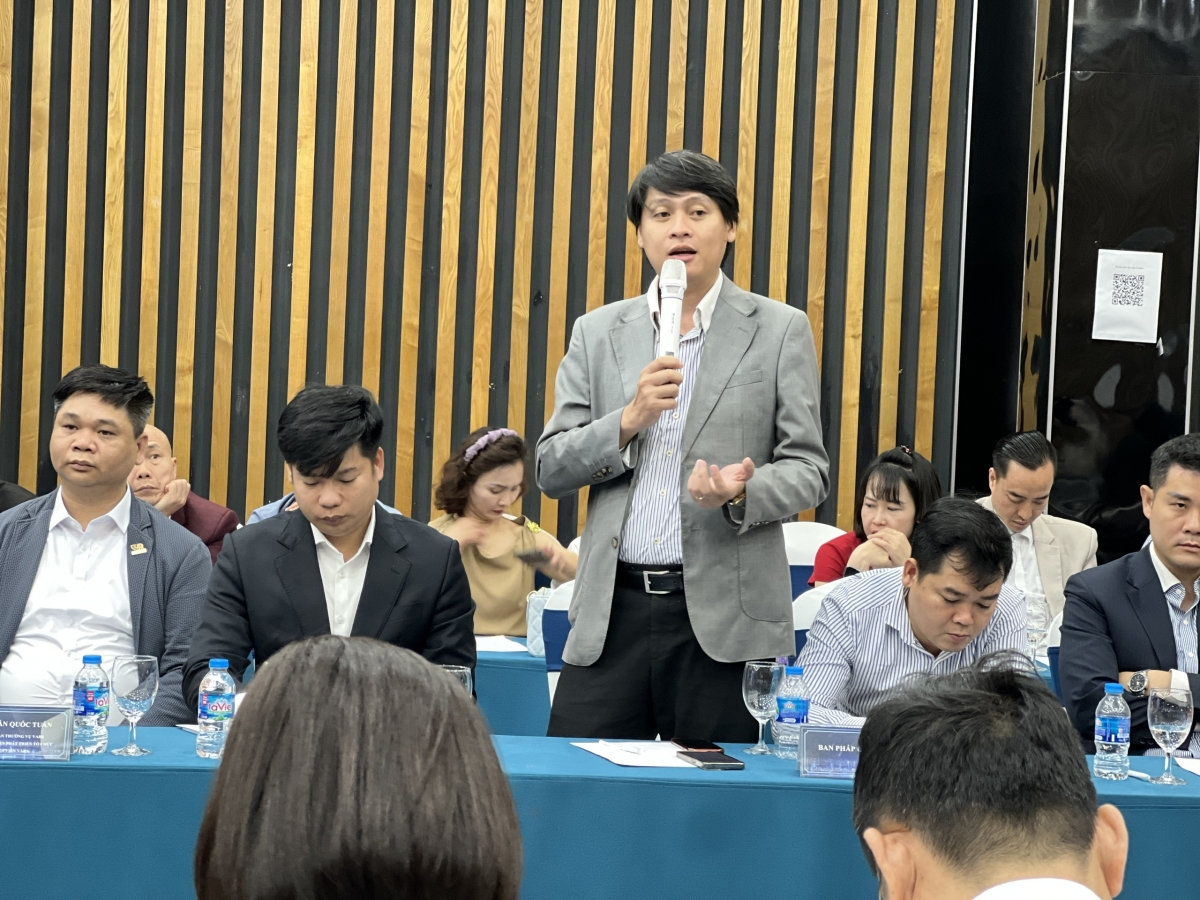 Chỉ hơn 10% môi giới bất động sản có chứng chỉ hành nghề Chỉ hơn 10% môi giới bất động sản có chứng chỉ hành nghề